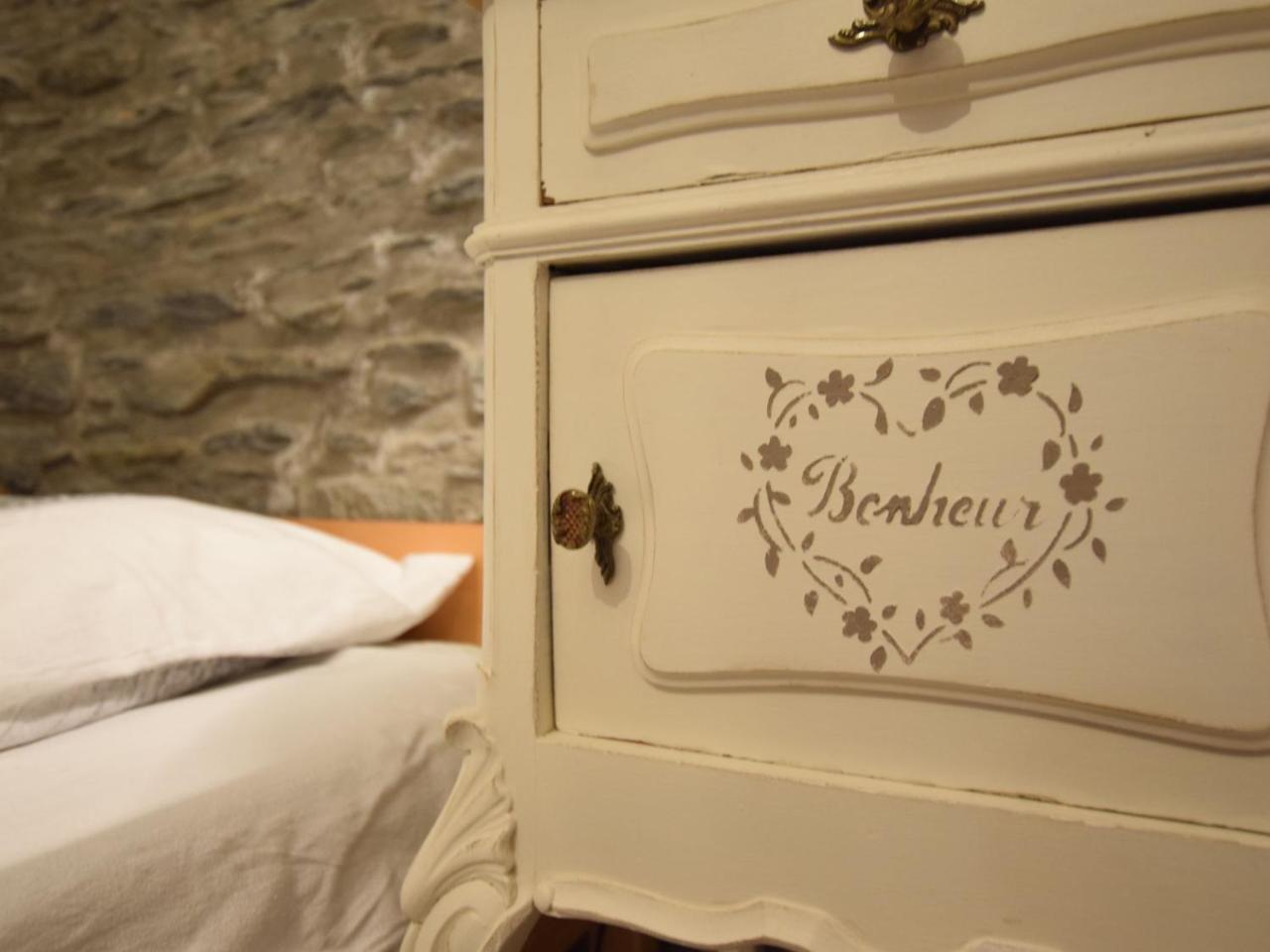 Independant Gite At The Calm Way In The Center Houffalize Extérieur photo